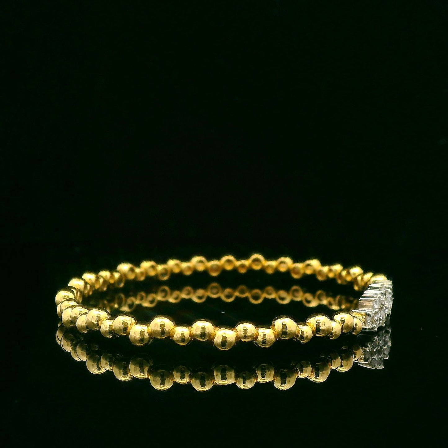 0.61CTW Elegant Diamond Gold Bracelet