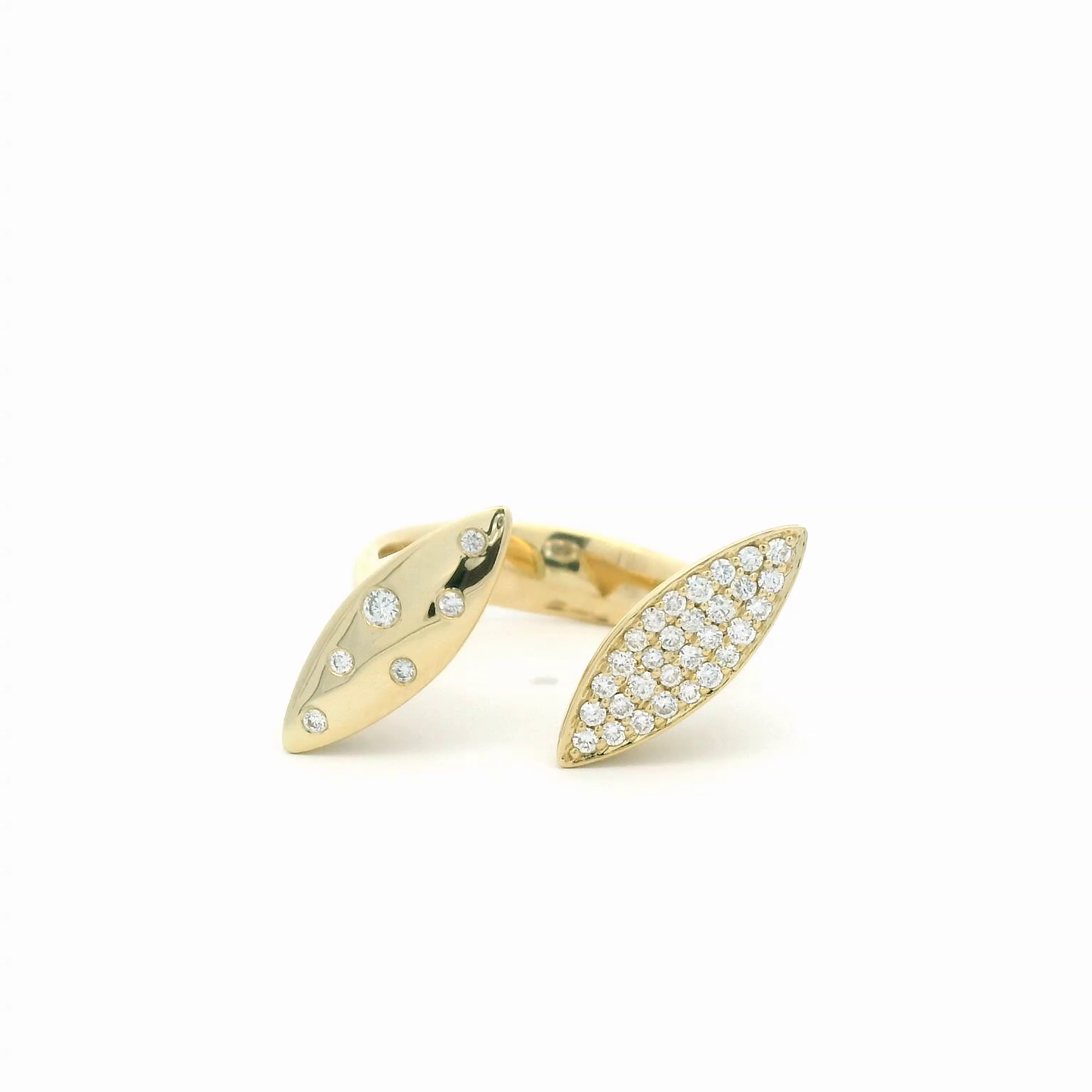 0.33CTW Elegant Gold Diamond Ring