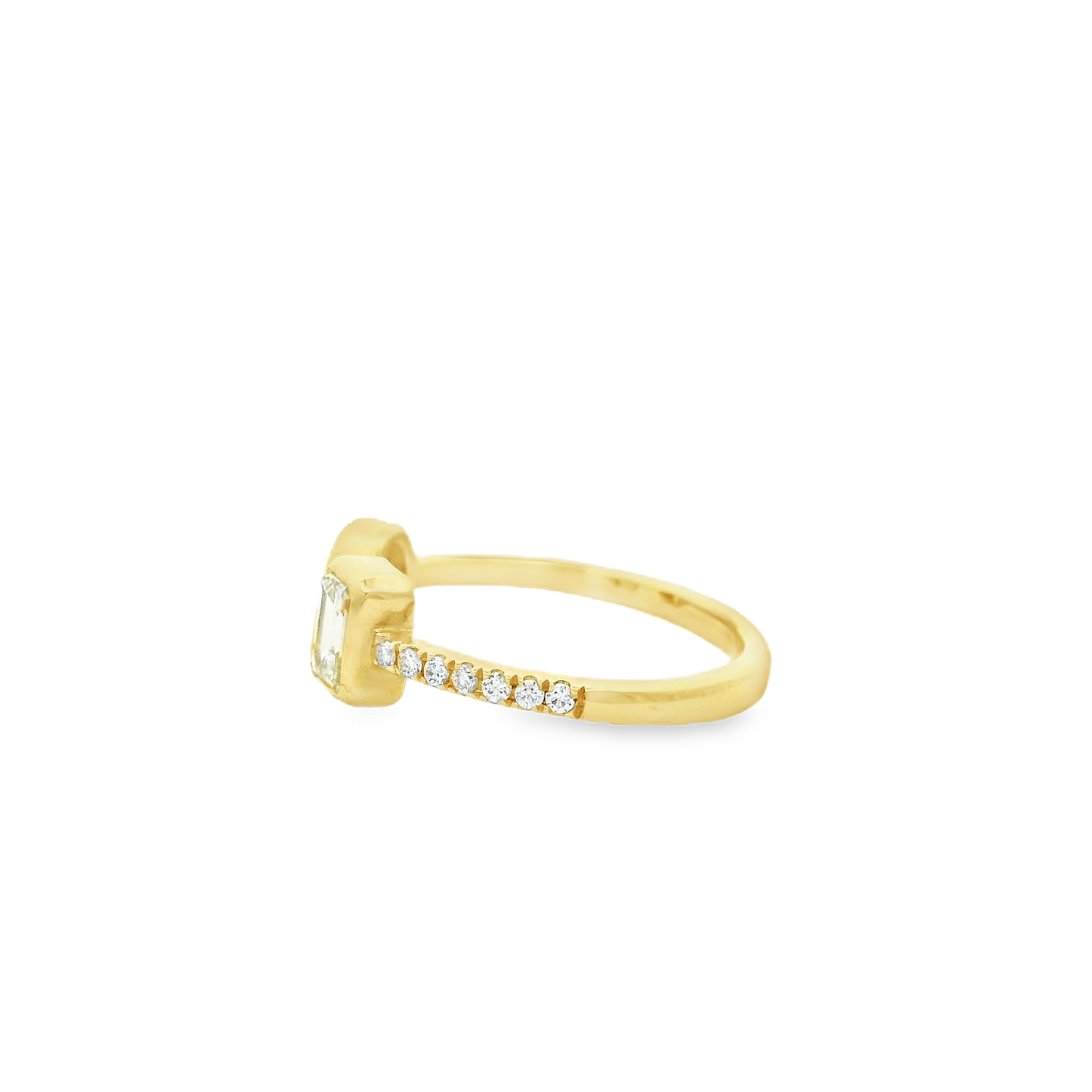 0.82CTW Open Elegant Gold Diamond Ring