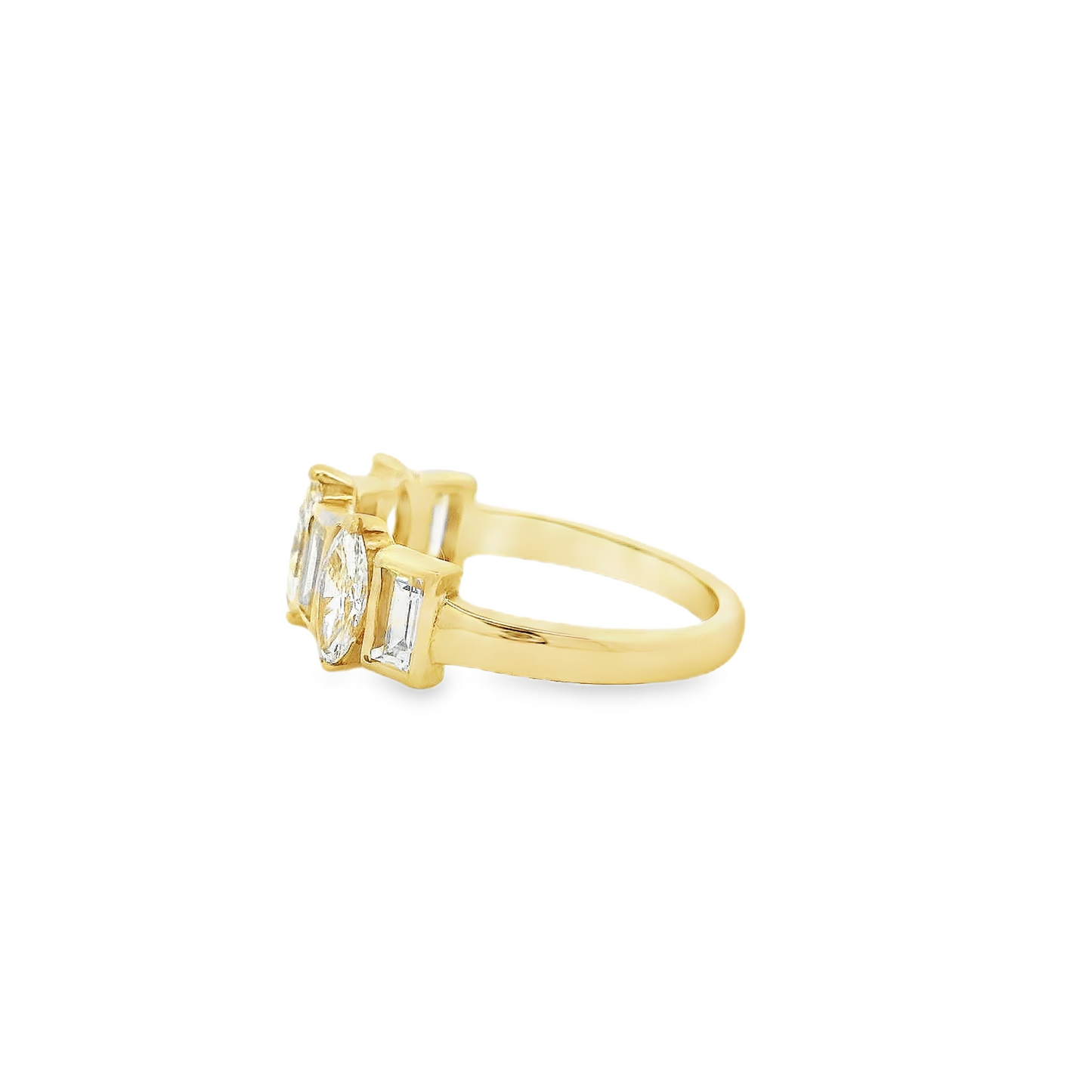 1.50CTW Elegant Gold Diamond Ring