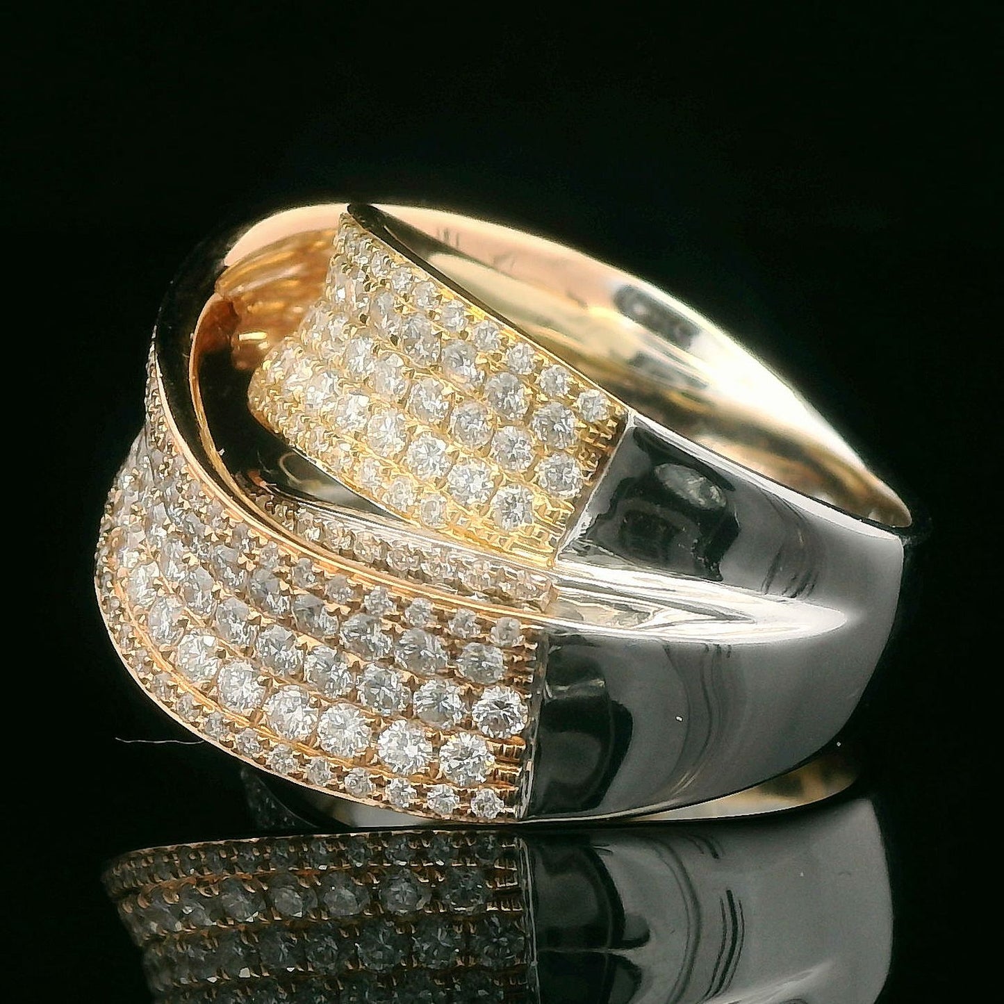 2.89CTW Round Brilliant Cut Elegant Diamond-Studded Ring