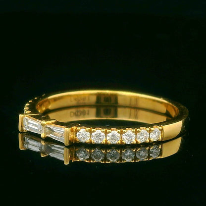 0.31CTW Elegant Gold Diamond Ring