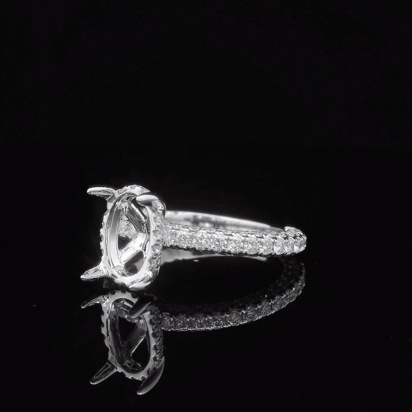 1.24CTW Elegant Diamond White Gold Ring Setting - For Oval Cut Diamonds