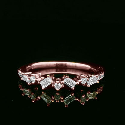 0.28CTW Elegant Gold Ring with Diamonds