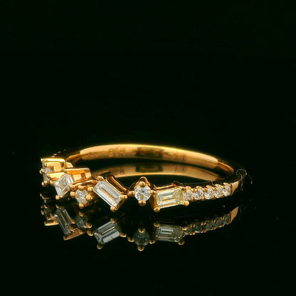 0.28CTW Elegant Gold Ring with Diamonds