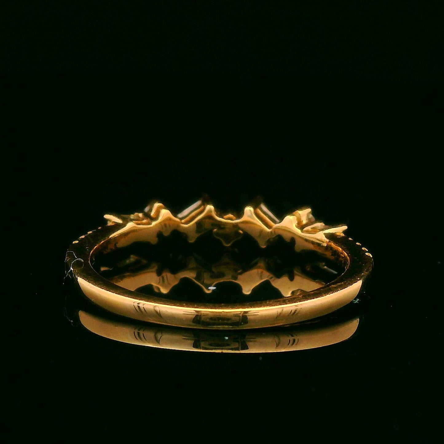 0.28CTW Elegant Gold Ring with Diamonds