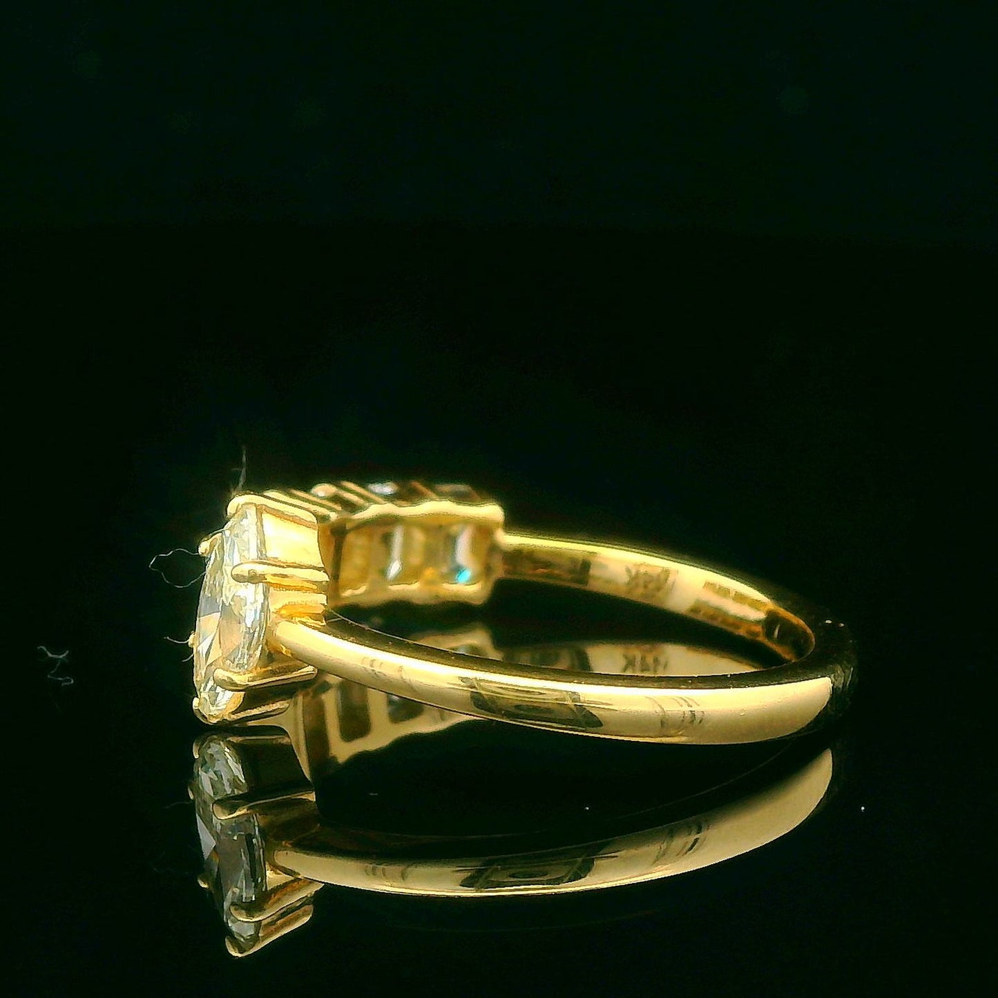 1.14CTW Elegant Gold Diamond Ring