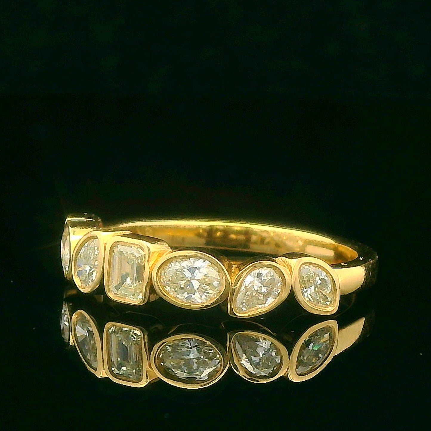 0.73CTW Elegant Gold Diamond Ring