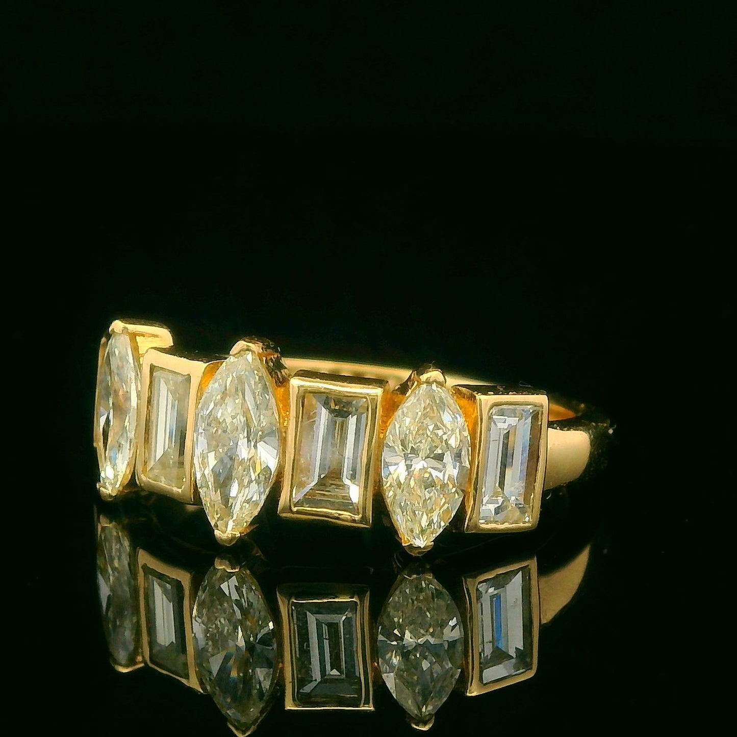 1.50CTW Elegant Gold Diamond Ring