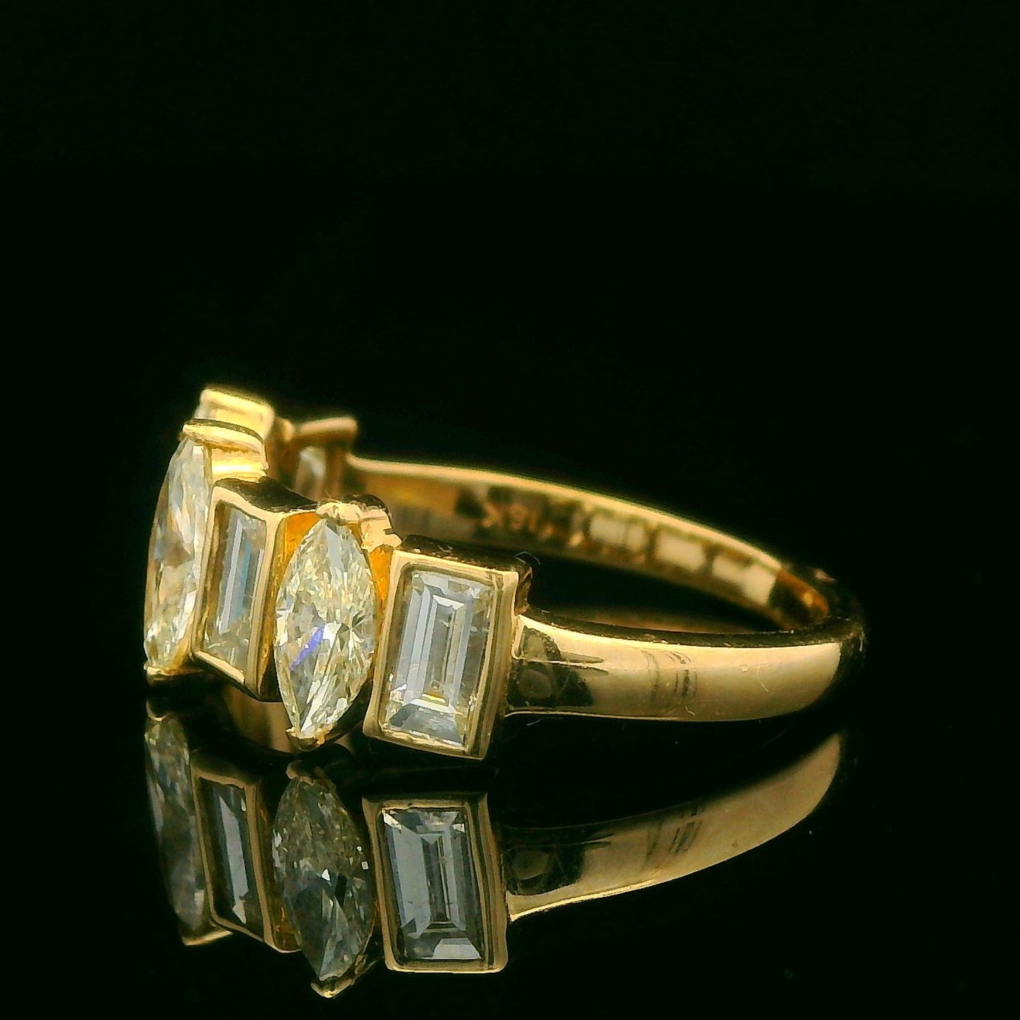 1.50CTW Elegant Gold Diamond Ring