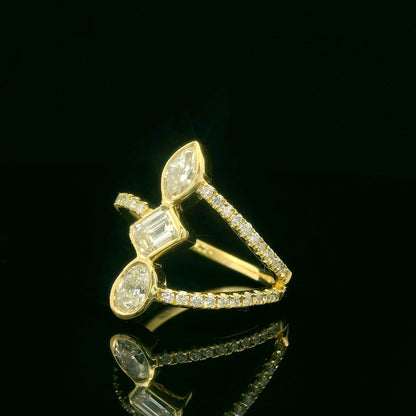 0.91CTW Elegant Gold Diamond Ring