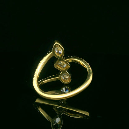 0.91CTW Elegant Gold Diamond Ring