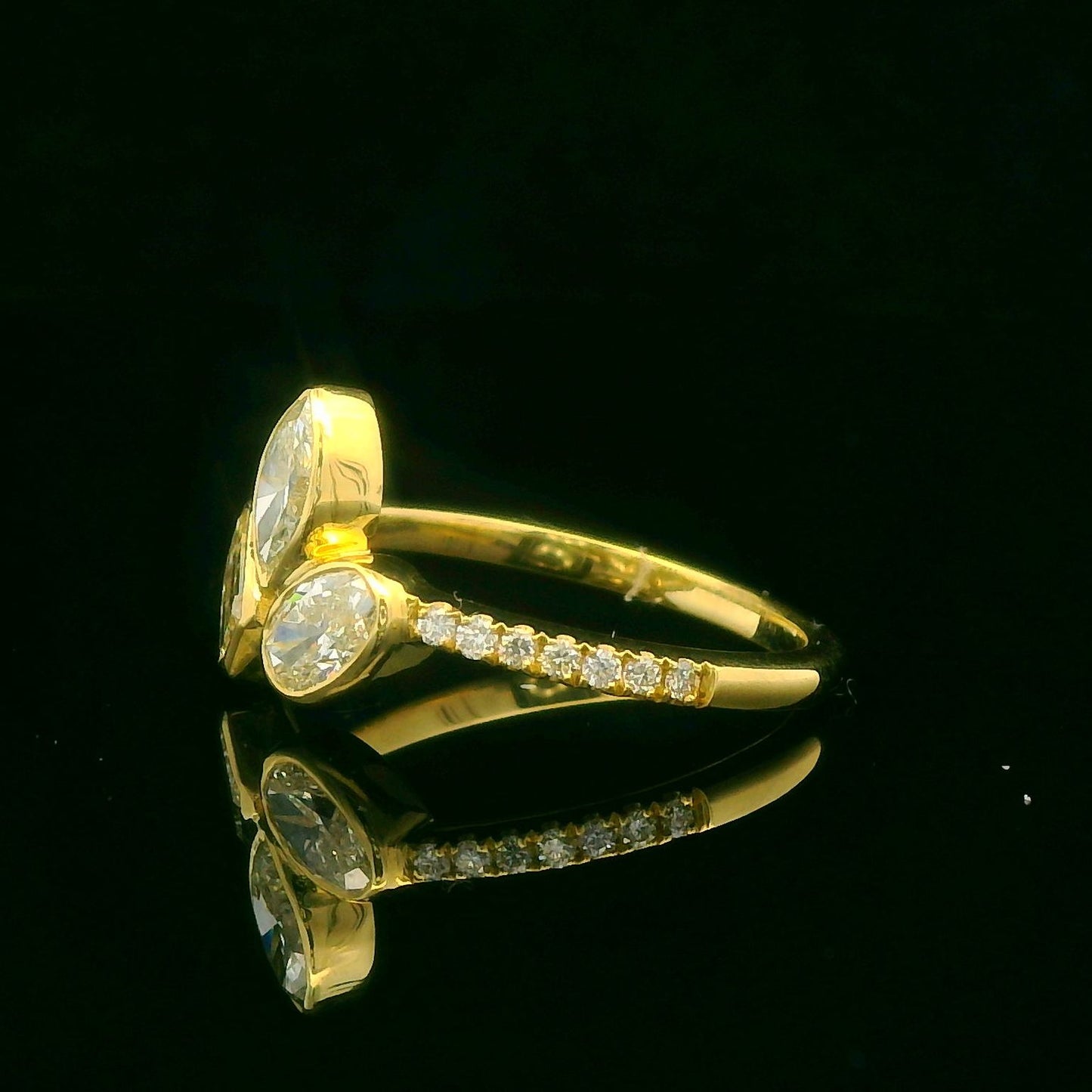 1.16CTW Elegant Gold Diamond Ring