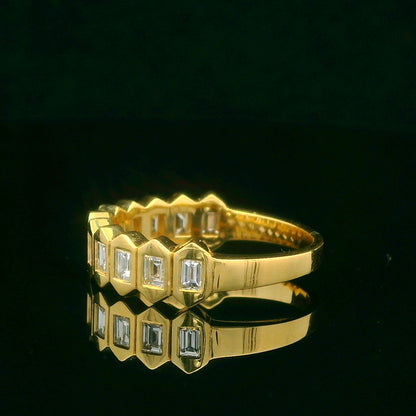 0.68CTW Elegant Gold Ring with Diamonds