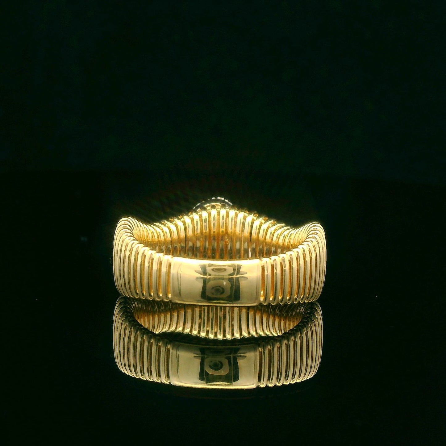 0.34CTW Elegant Gold and Diamond Ring