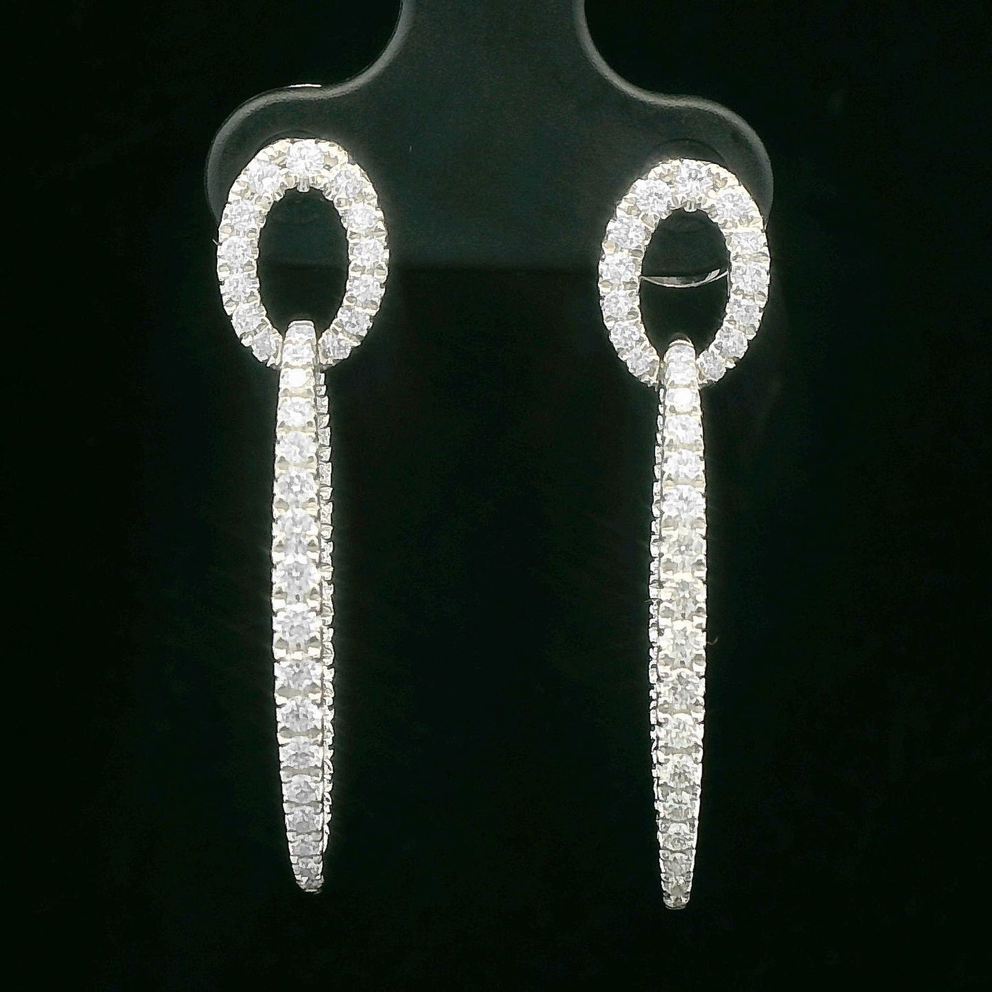 0.97CTW Round Brilliant Cut Elegant Diamond Drop Earrings