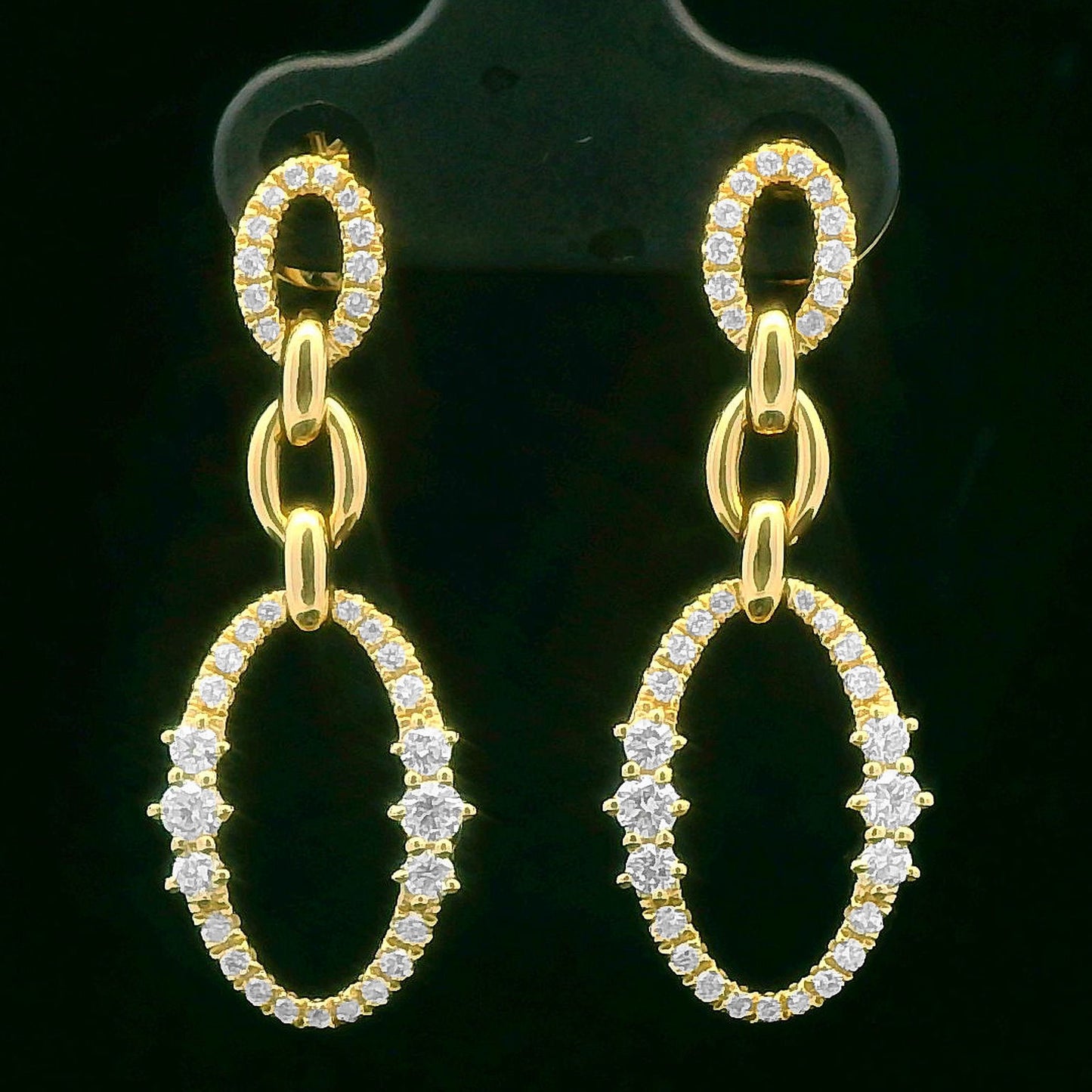 0.56CTW Round Brilliant Cut Elegant Gold and Diamond Earrings