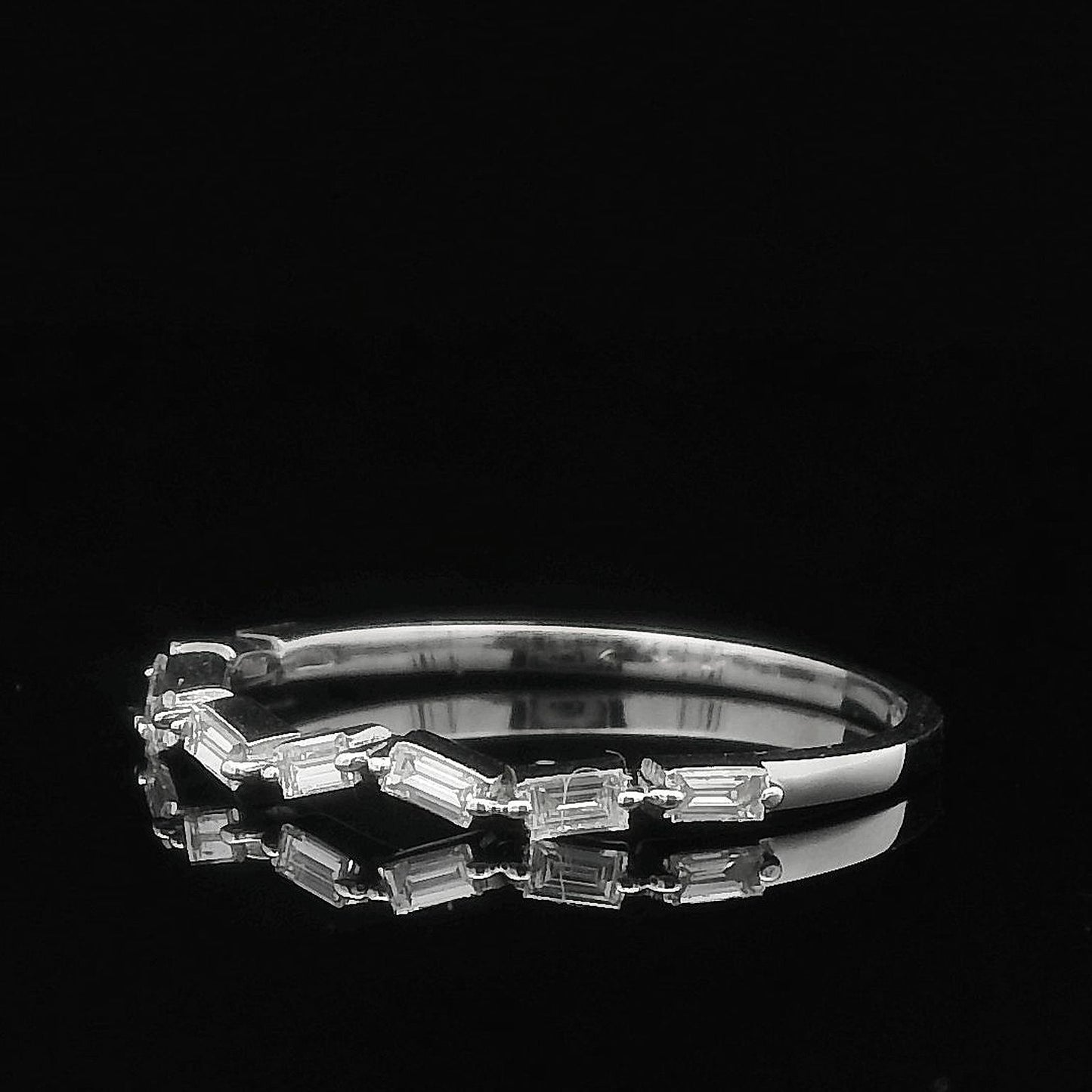 0.27CTW Elegant Baguette Diamond Ring