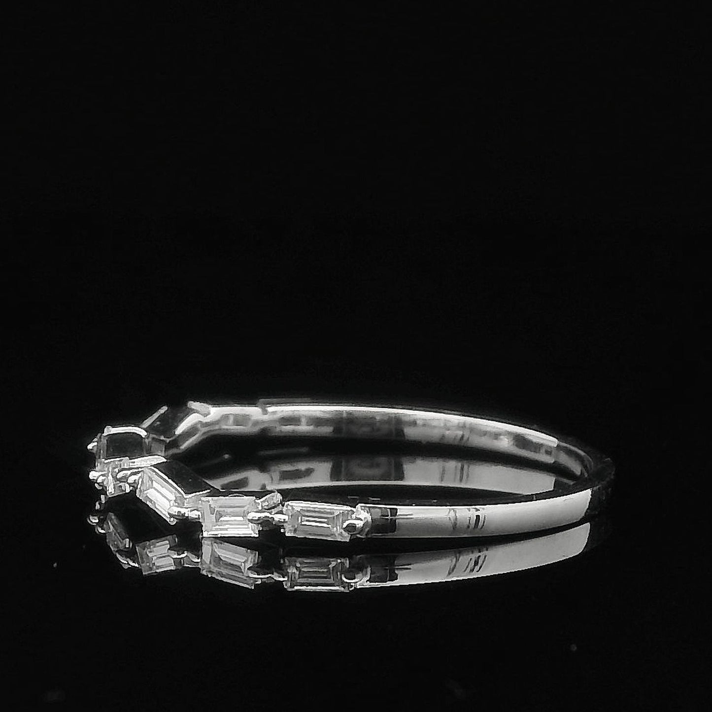 0.27CTW Elegant Baguette Diamond Ring