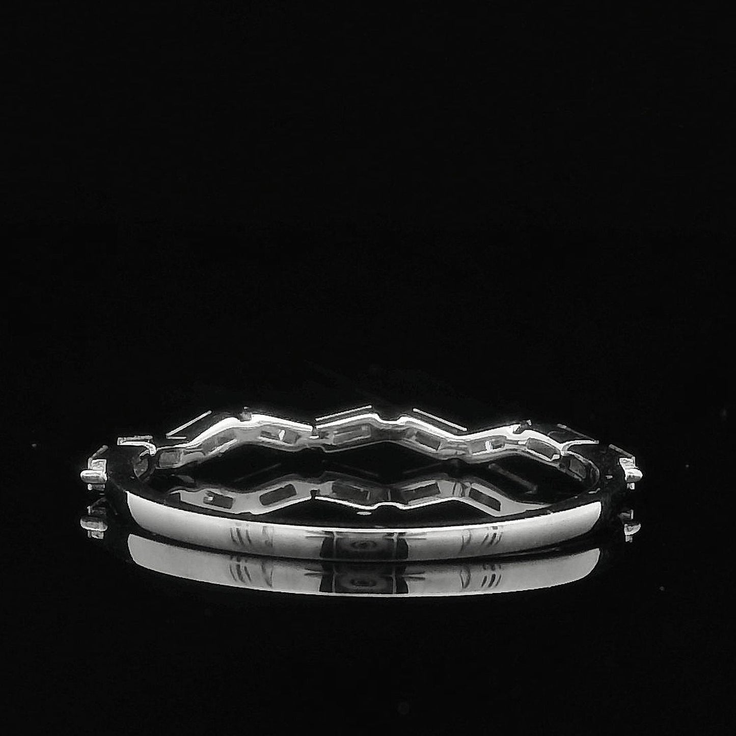 0.27CTW Elegant Baguette Diamond Ring