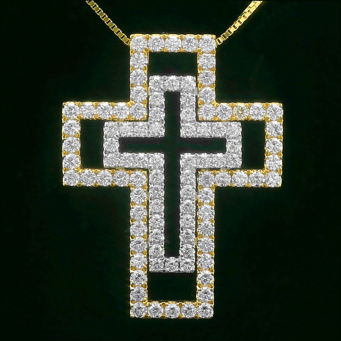 3.25CTW Round Brilliant Cut Elegant Diamond Cross Pendant