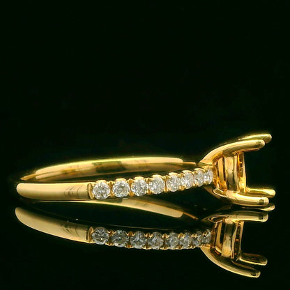 0.25CTW Elegant Gold Ring with Diamonds