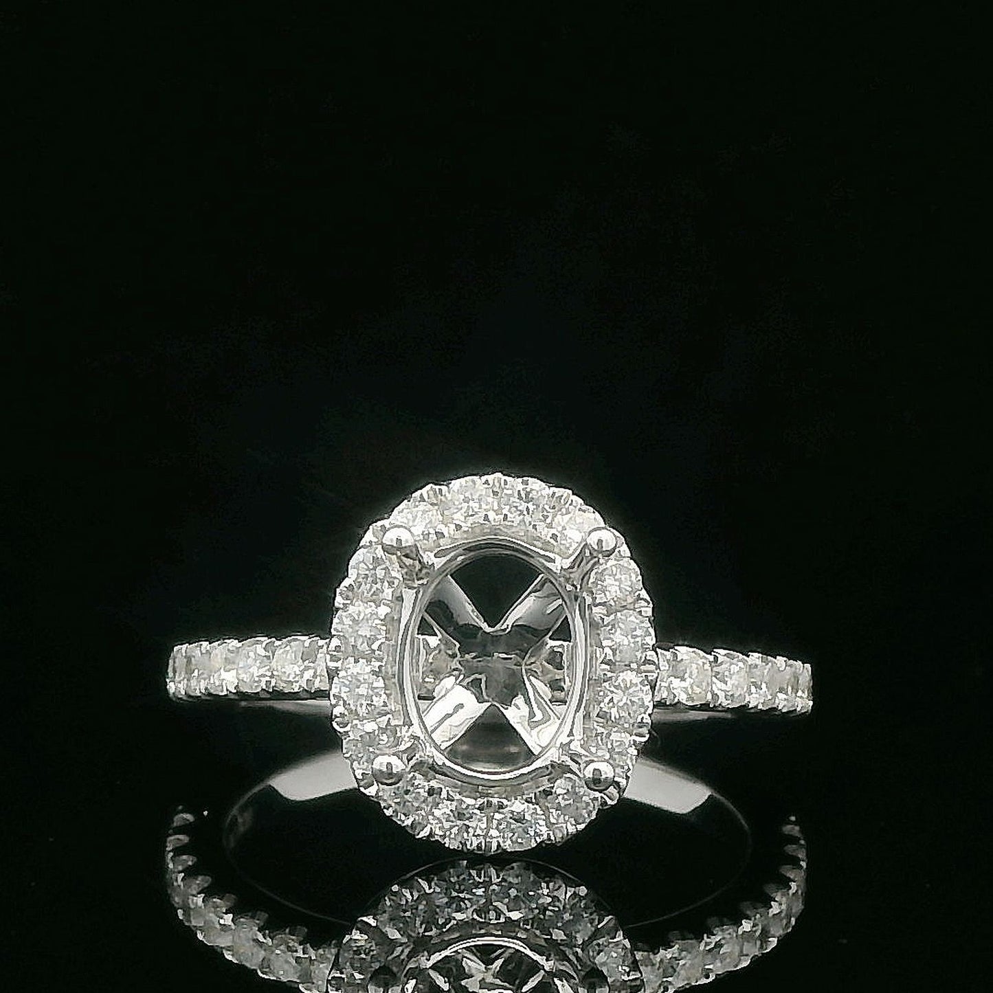 0.58CTW Elegant Oval Diamond Engagement Ring