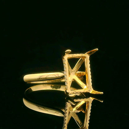 Elegant Gold Ring with Unique Design