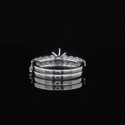 1.62CTW Elegant Diamond Ring Setting - For Round Cut Diamonds