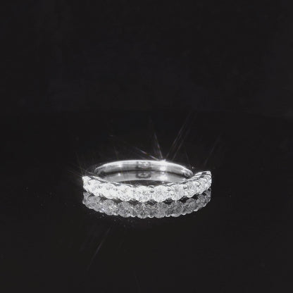 1.62CTW Elegant Diamond Ring Setting - For Round Cut Diamonds