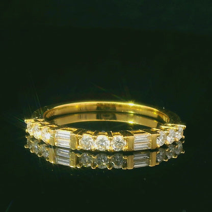 0.34CTW Elegant Gold Diamond Ring