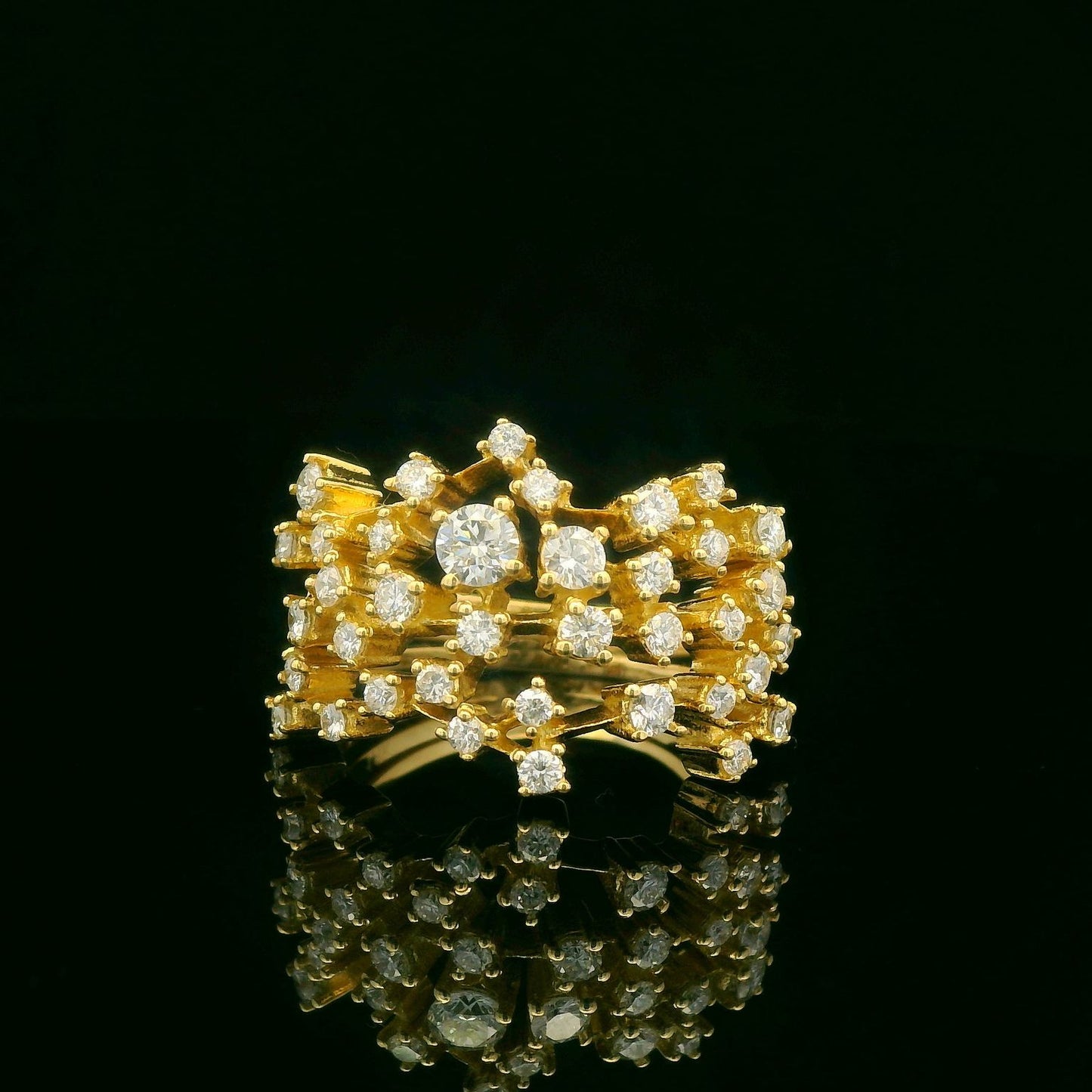 1.15CTW Elegant Gold Diamond Cluster Ring